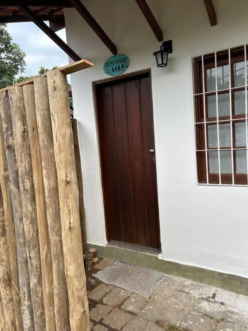Casa Pouso Dos Colibris Em Araquari Exteriör bild
